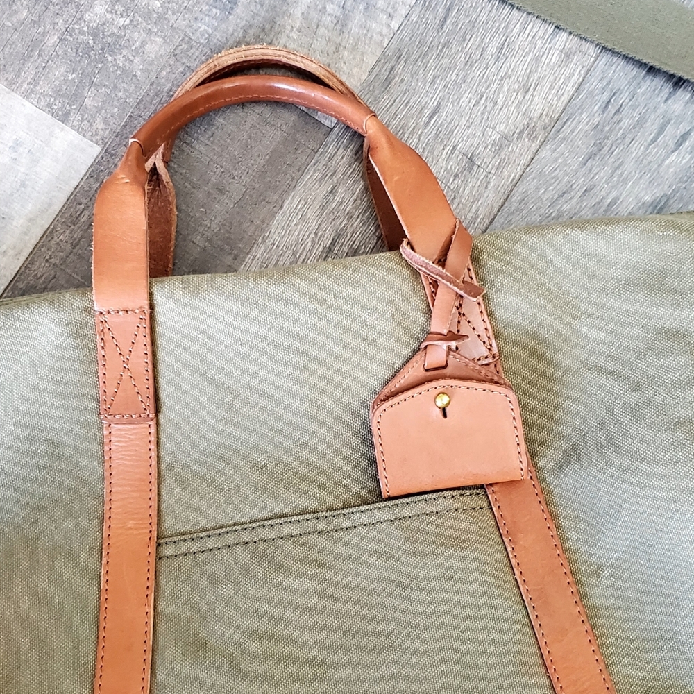 Madewell Essential Weekender Washed Canvas Bag, Army Gr./Brown Leather, EUC - Picture 7 of 15